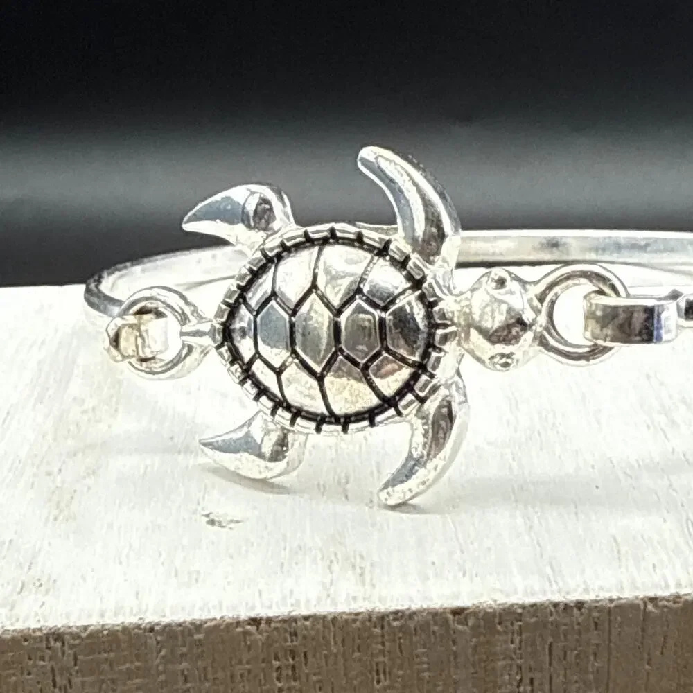 Sea Turtle Bracelet 6.75